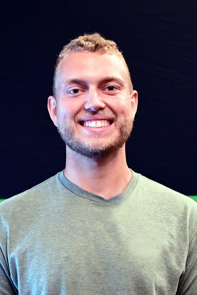 Daniel Chapman headshot